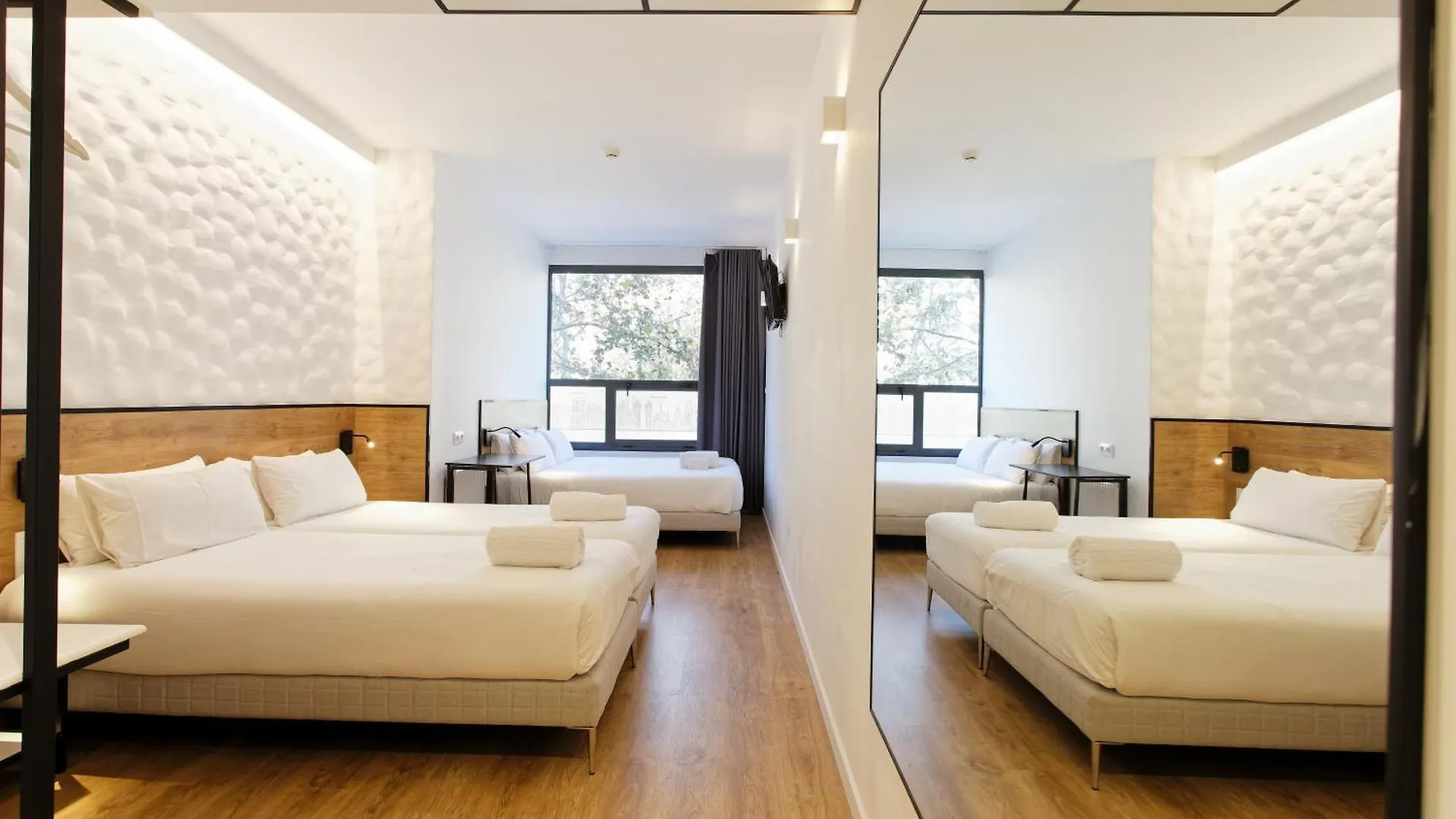 Green House Hotel Барселона 3*,  Испания